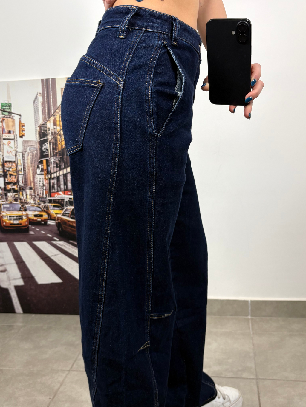 •Jeans Lavaggio scuro•