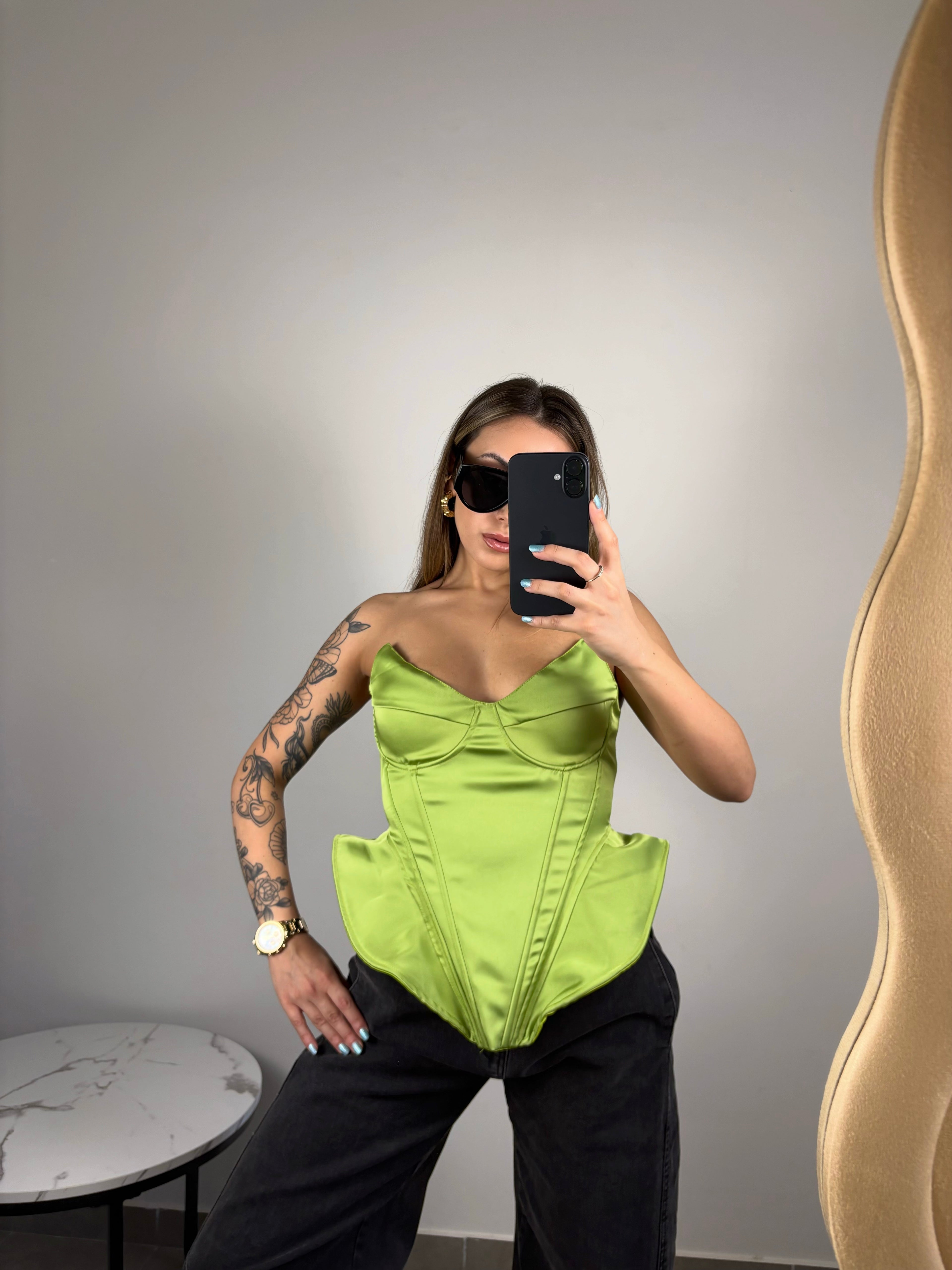 •Outstand Corset•
