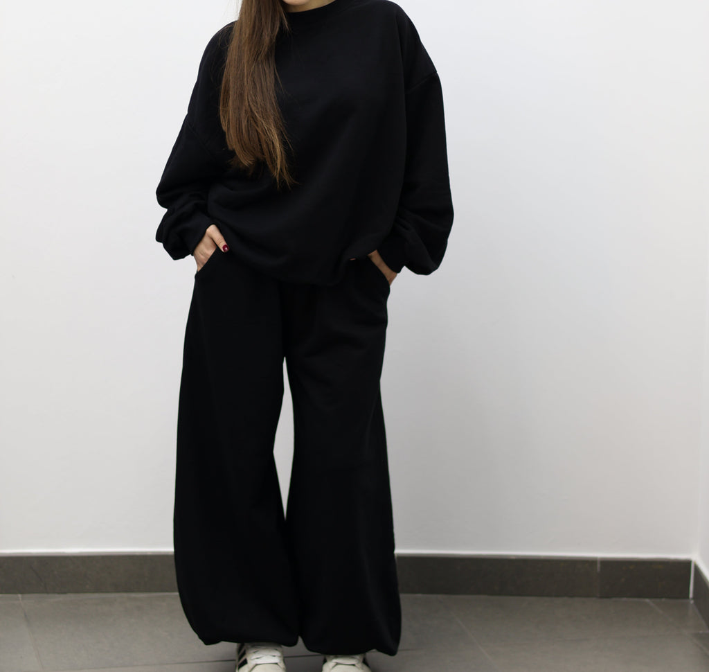 •Tuta Black Oversize•