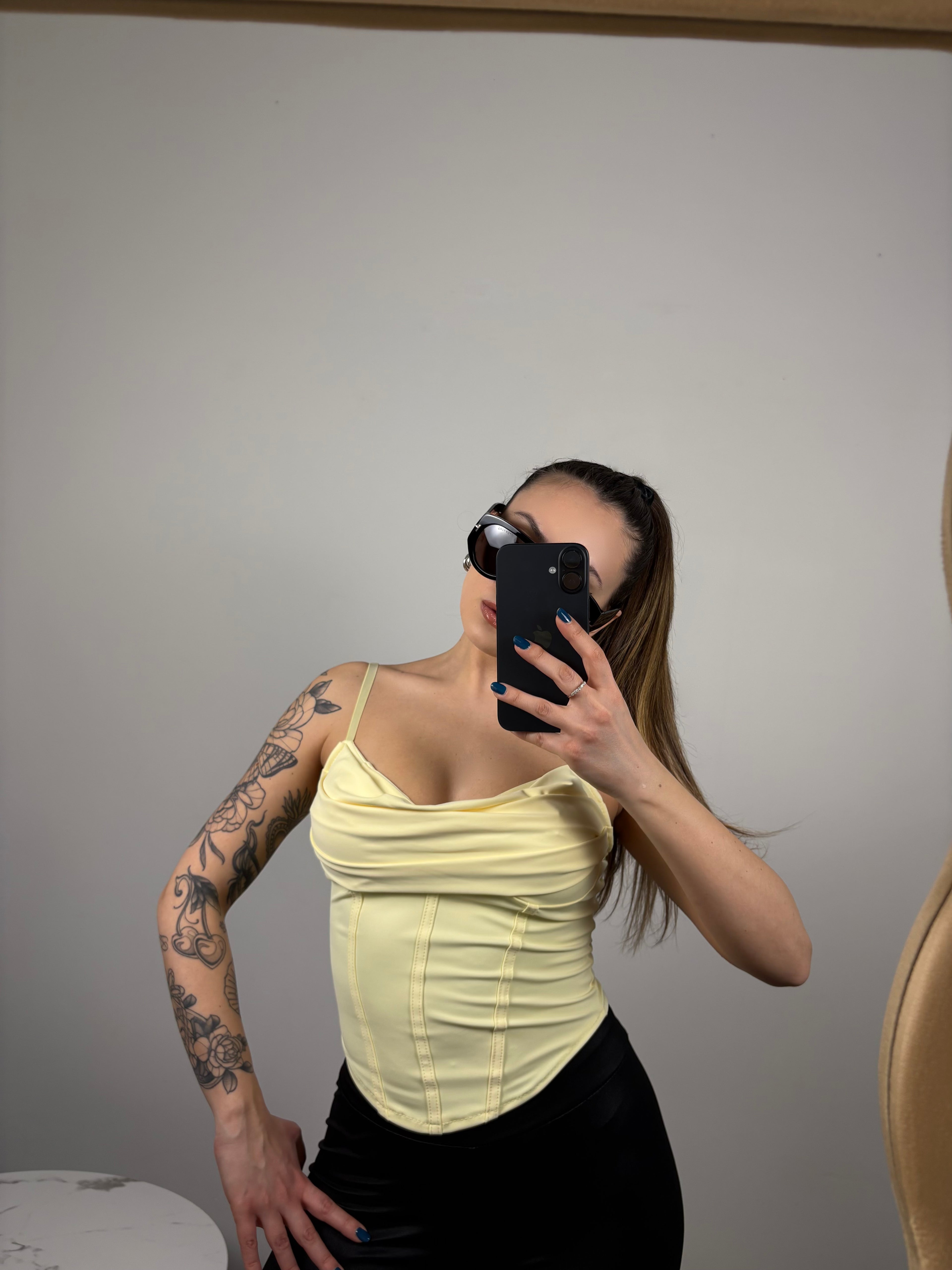 •Butter Glow Top•