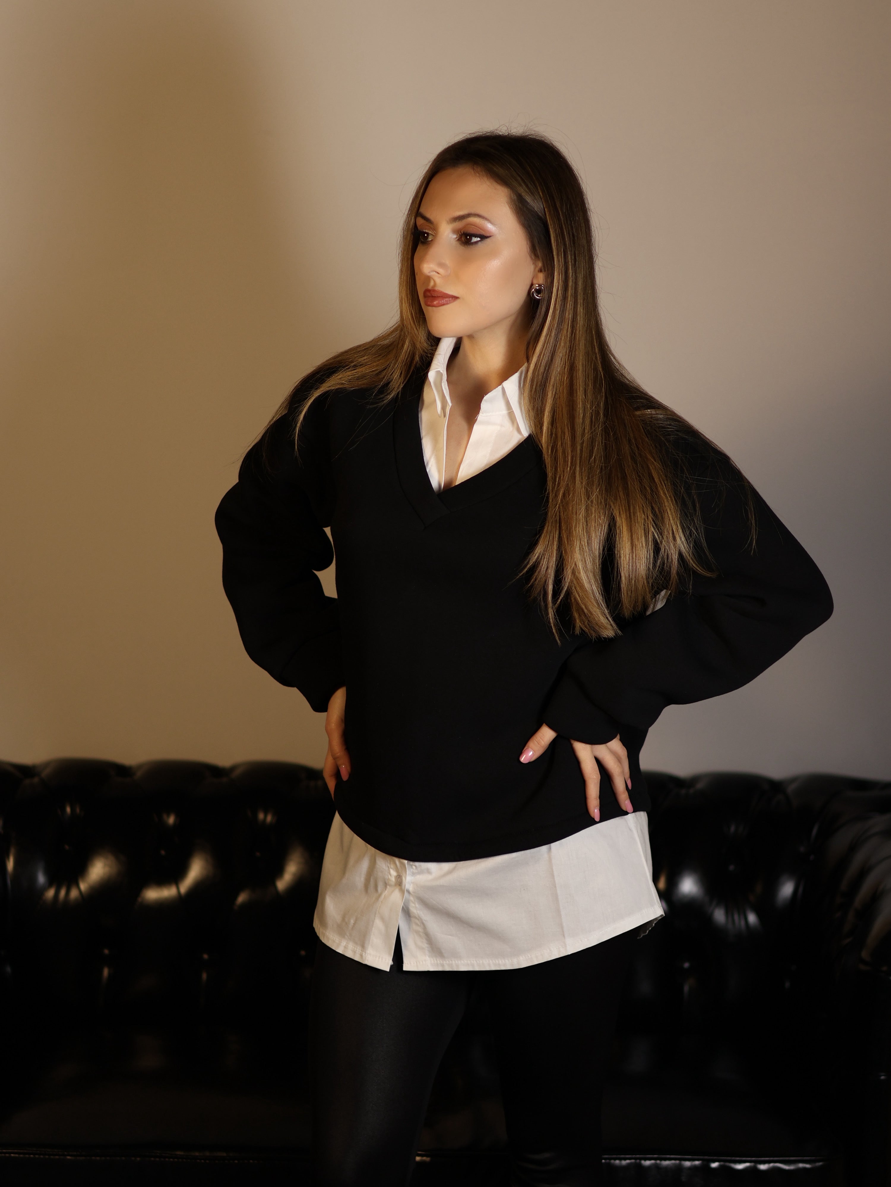 •Felpa Black finta camicia•